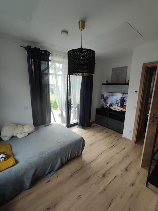 Schoene Wohnung Mit Terrasse Und Parkplatz Velden am Wörthersee Exteriör bild